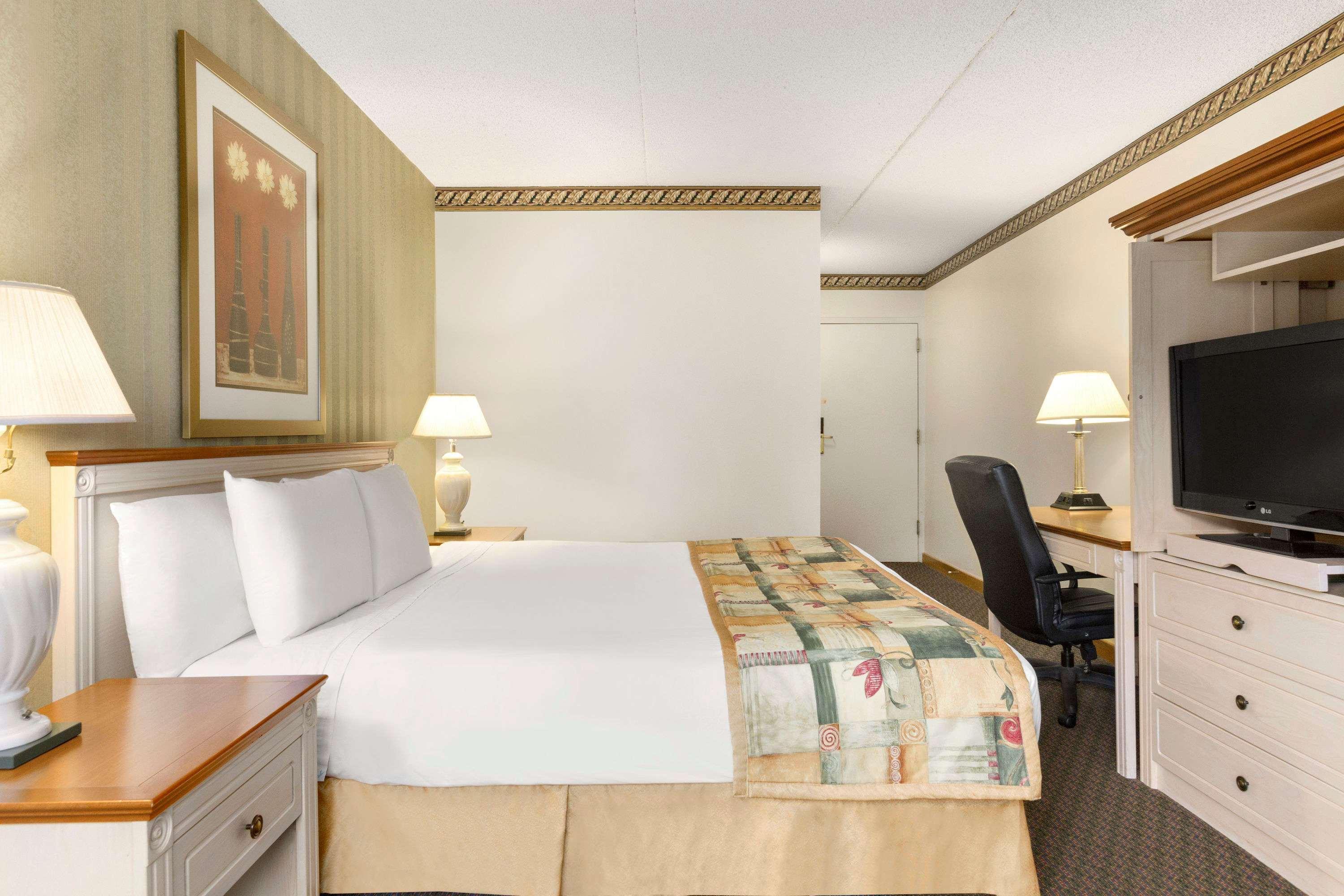Travelodge By Wyndham Owen Sound On Luaran gambar