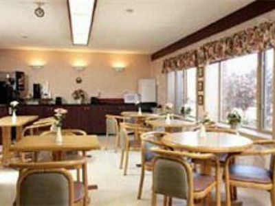 Travelodge By Wyndham Owen Sound On Restoran gambar
