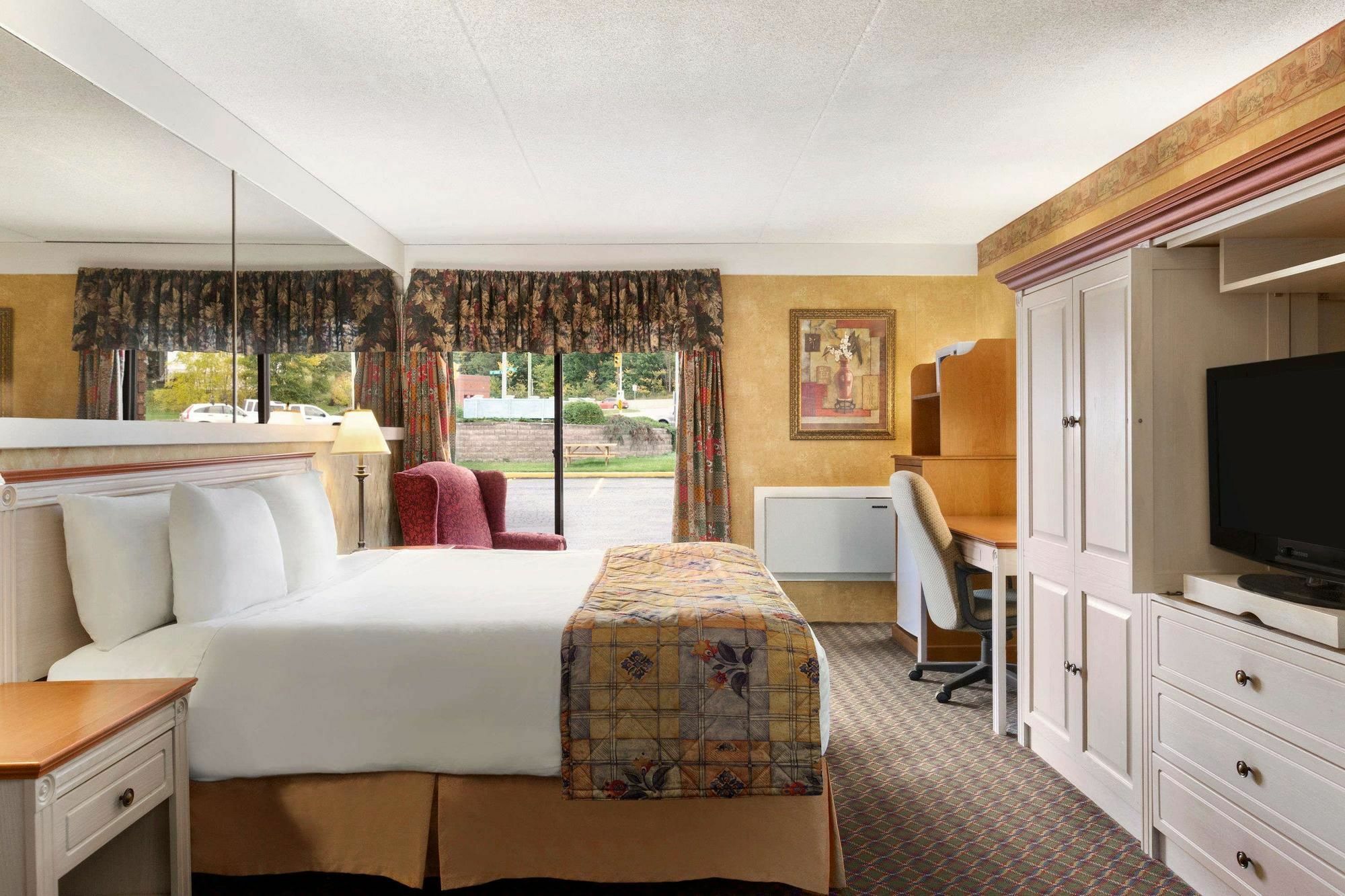 Travelodge By Wyndham Owen Sound On Luaran gambar